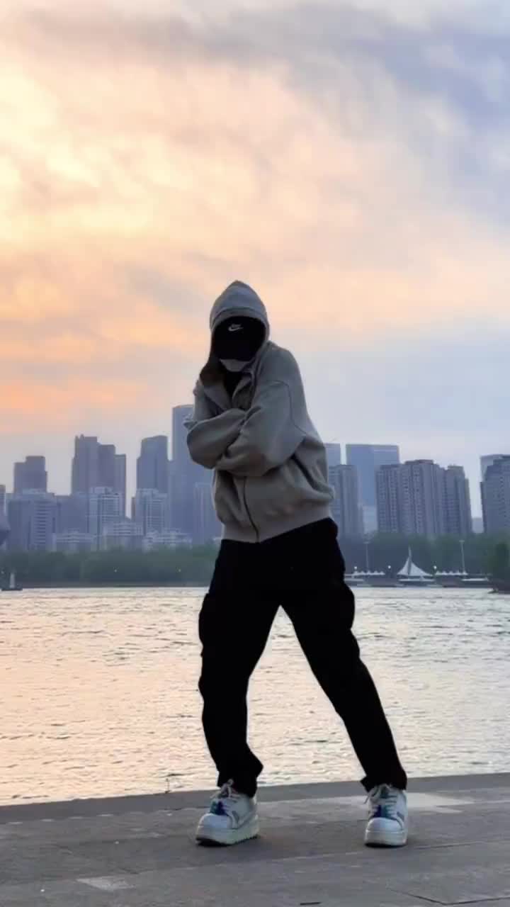 @Benny
