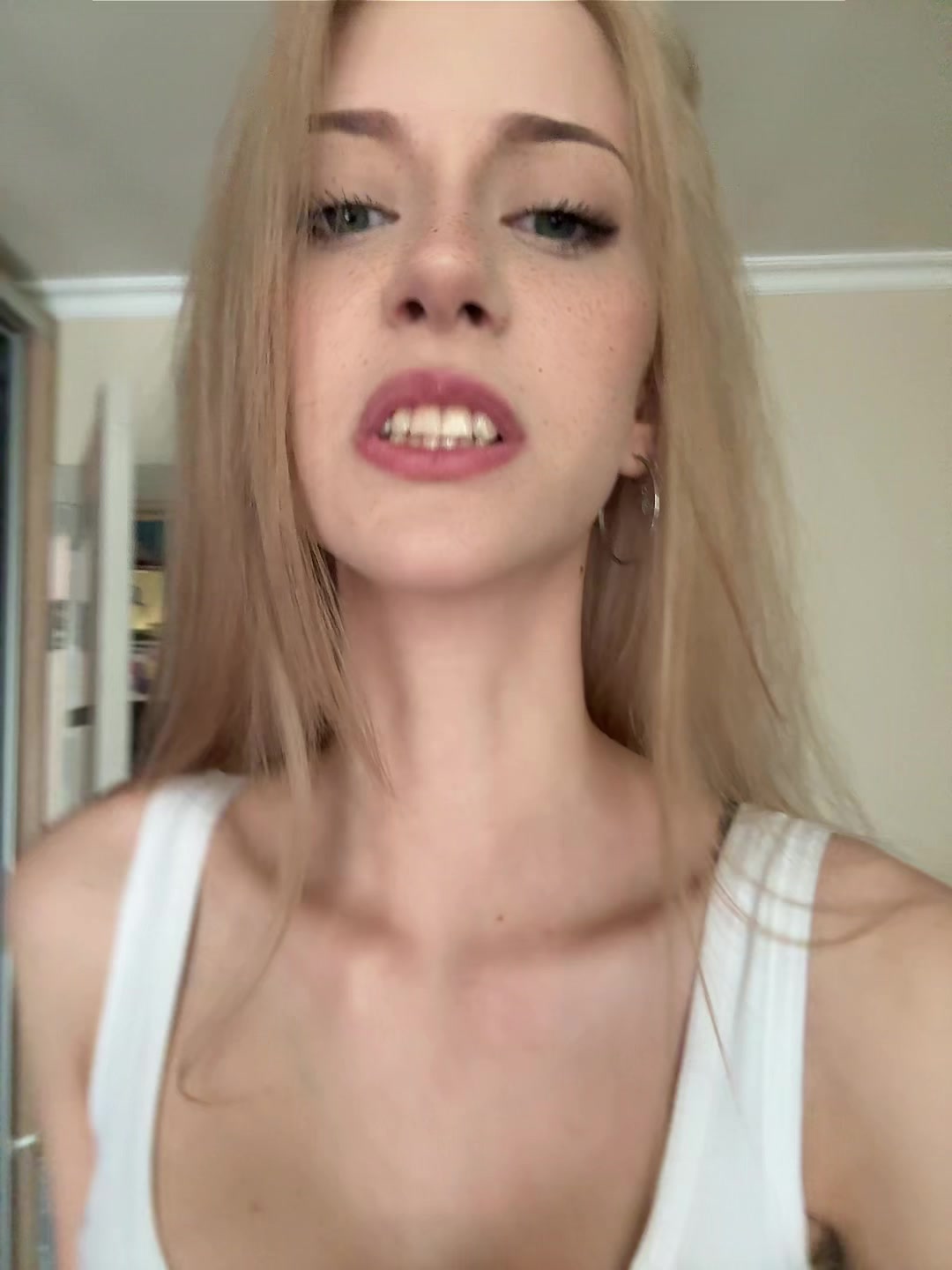 @лой
