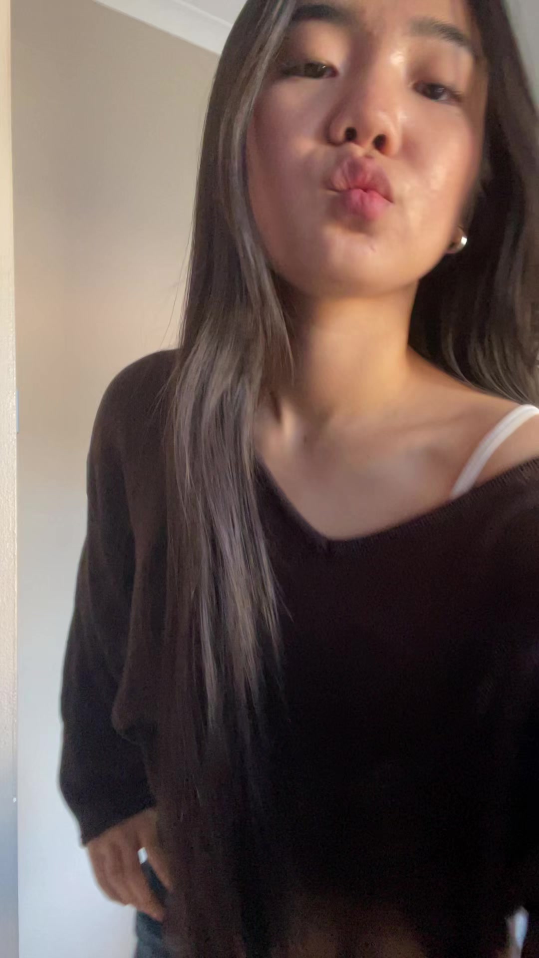 @><