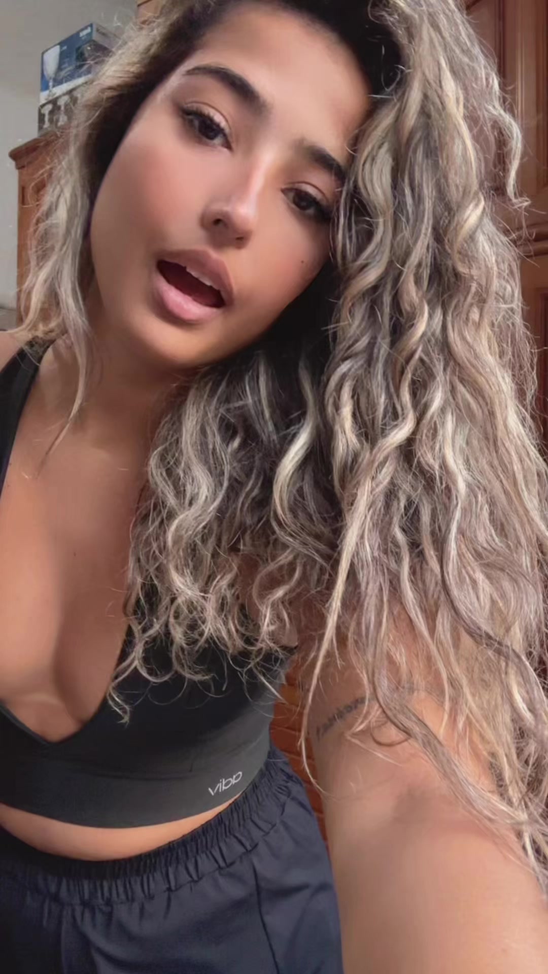 @juliavieeeira