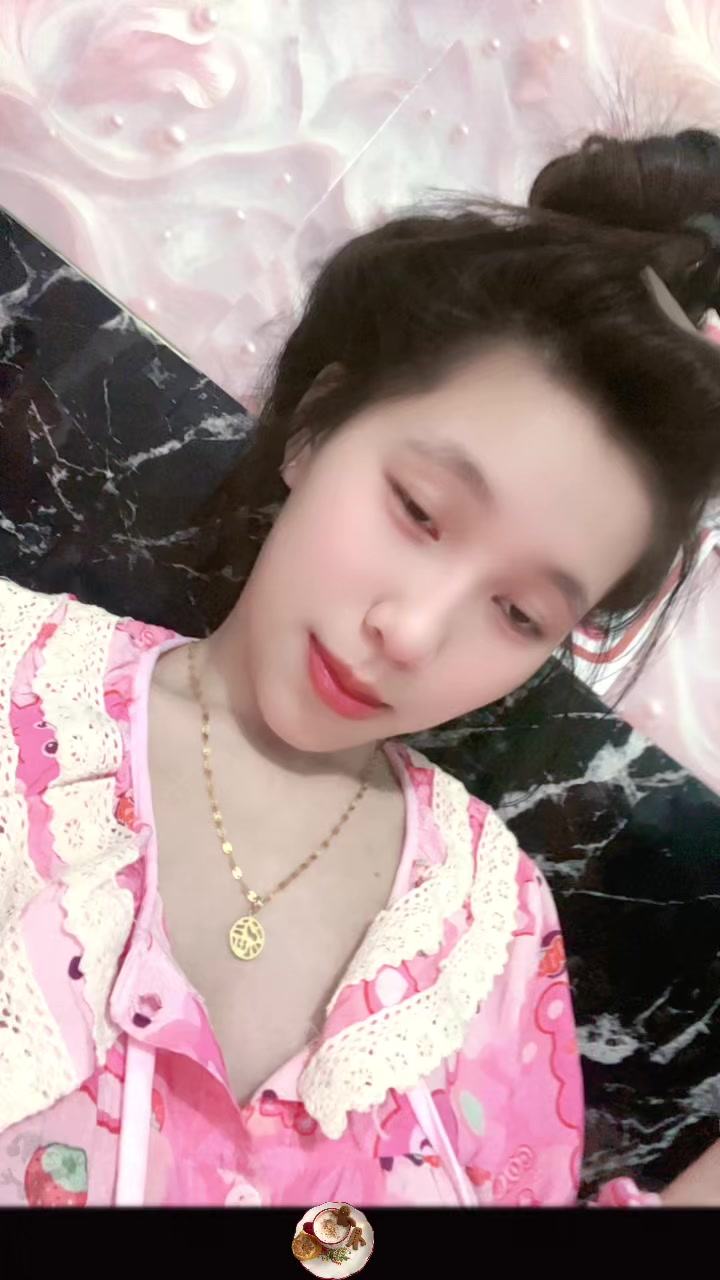 @🪼B&eacute; ViVi đức ho&agrave; 😽🪼