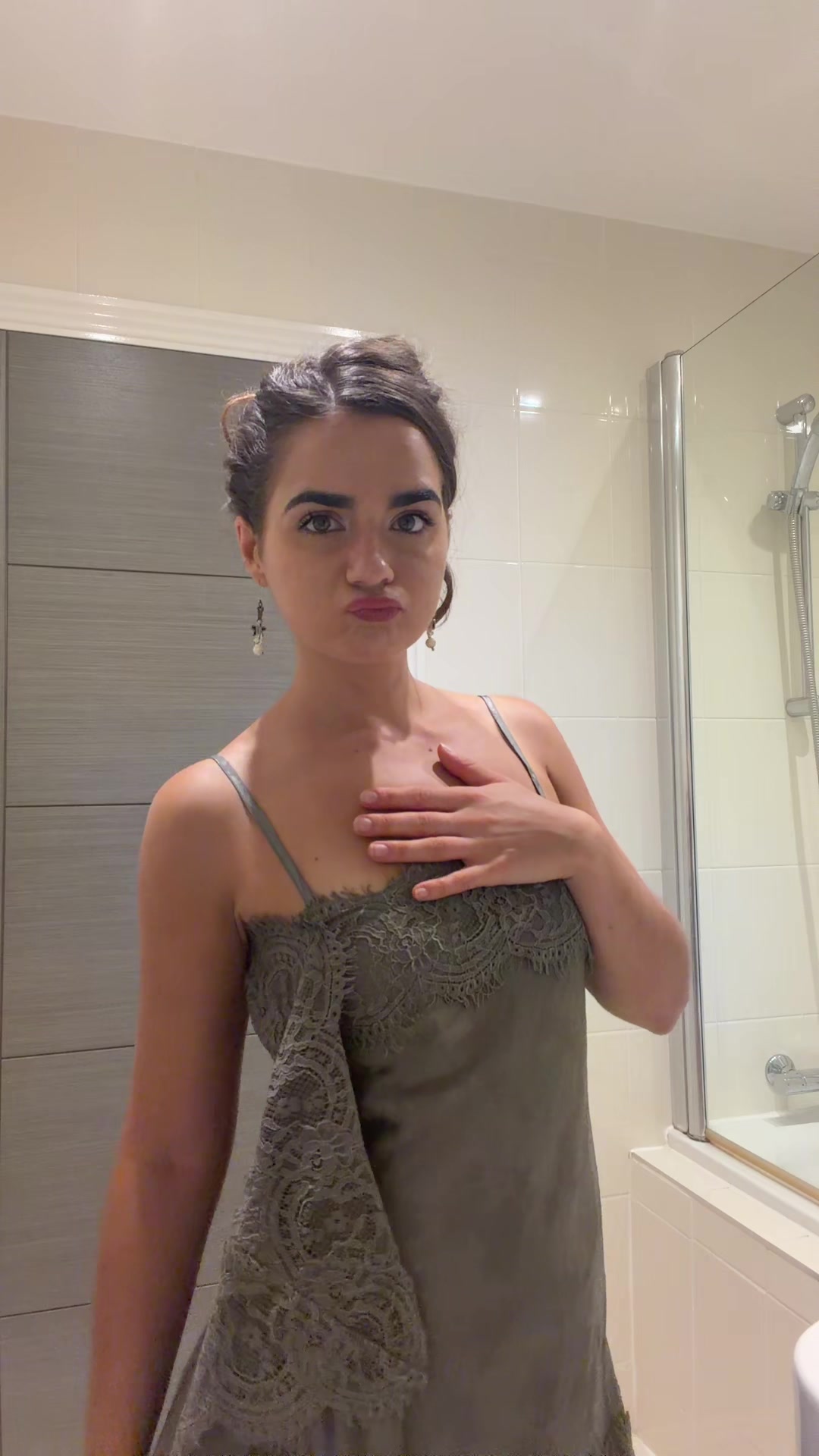 @pollyallen_