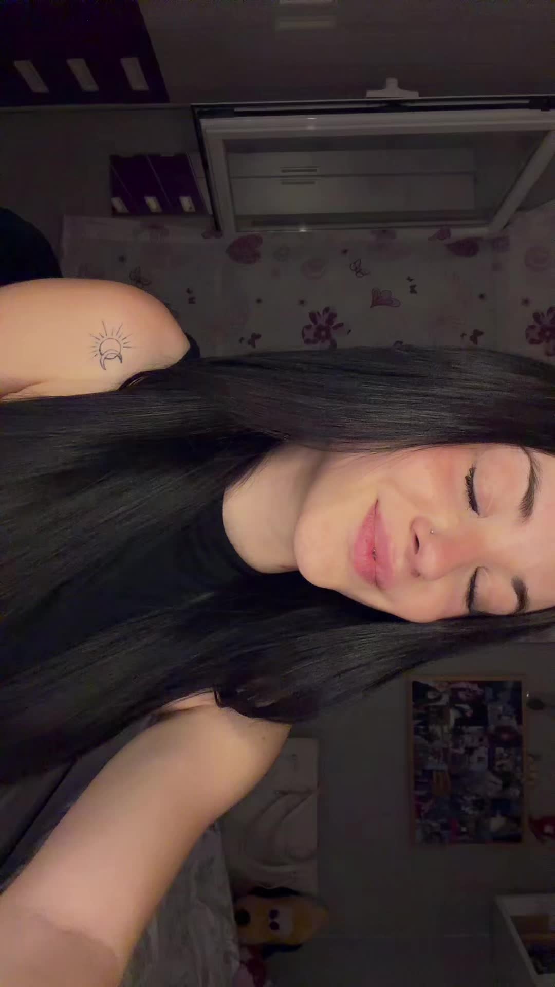 @𝐂𝐥𝐚𝐮𝐝𝐢𝐚