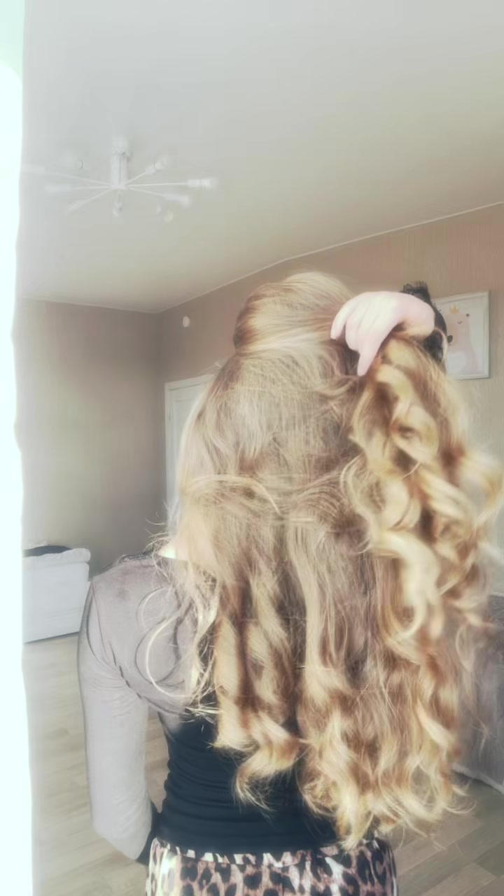 @сонечка я@