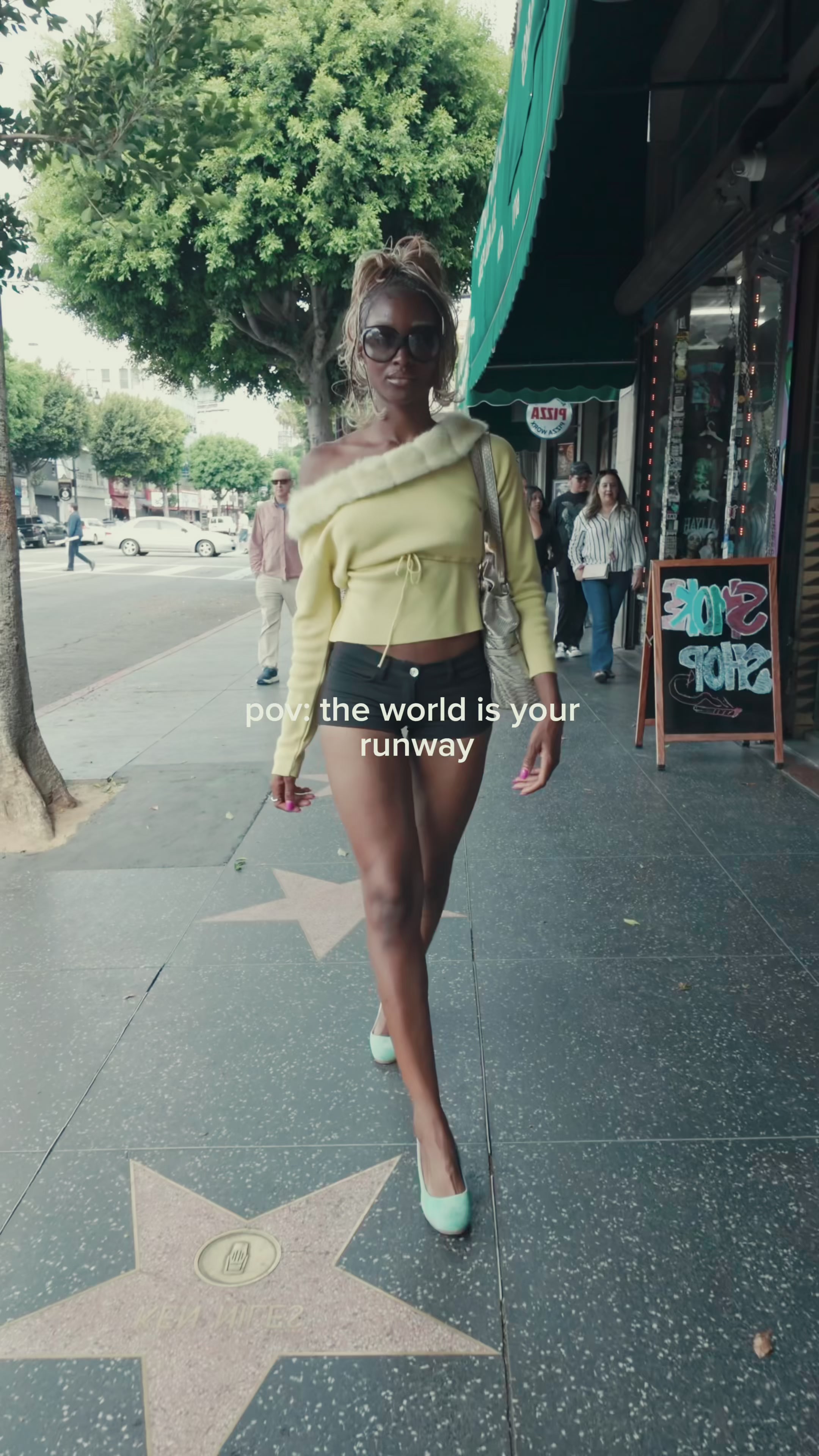 @iconikki fashion page