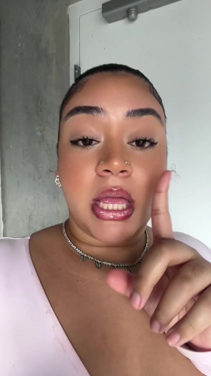 @laylani