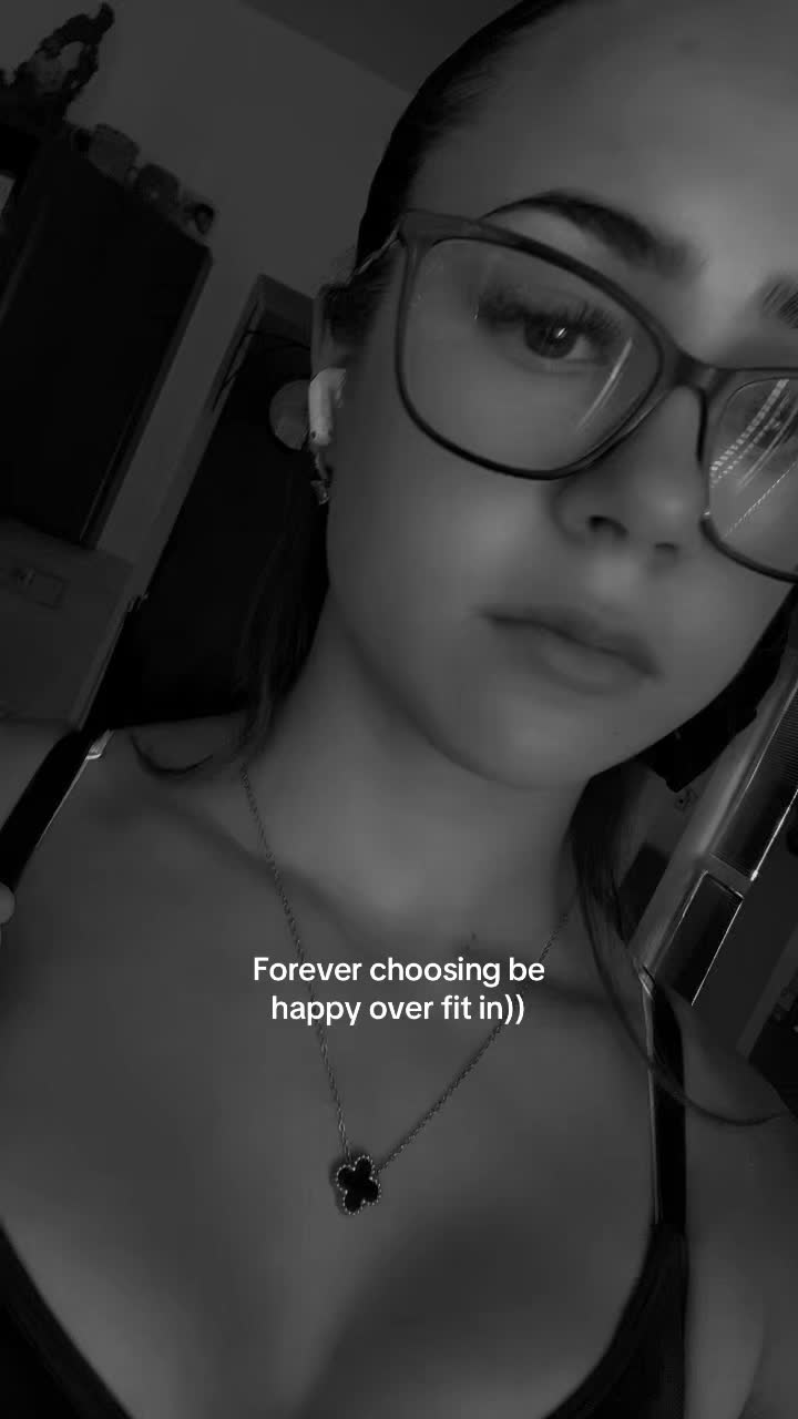 @𝐇💗