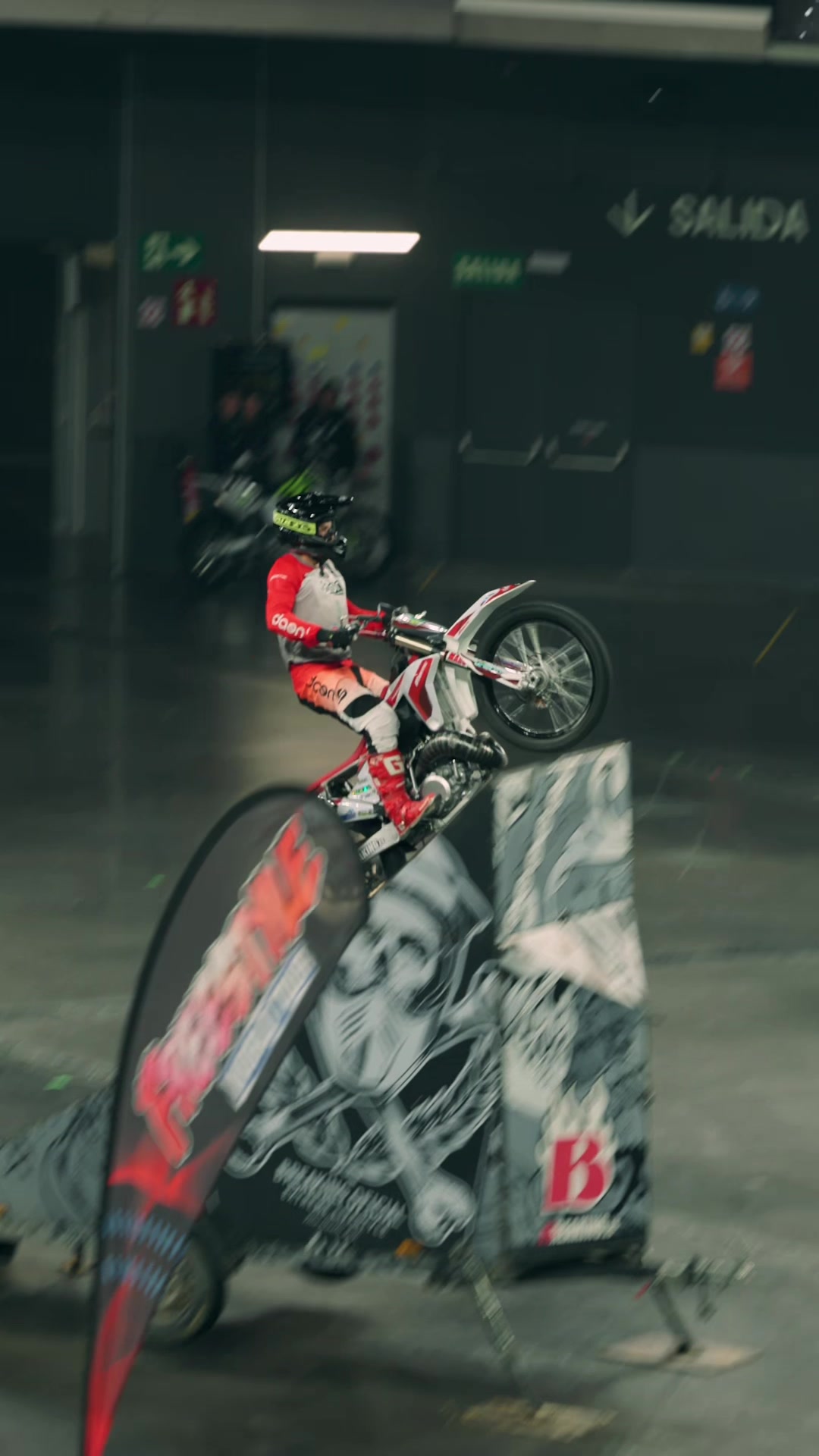 @Pedro Moreno Fmx
