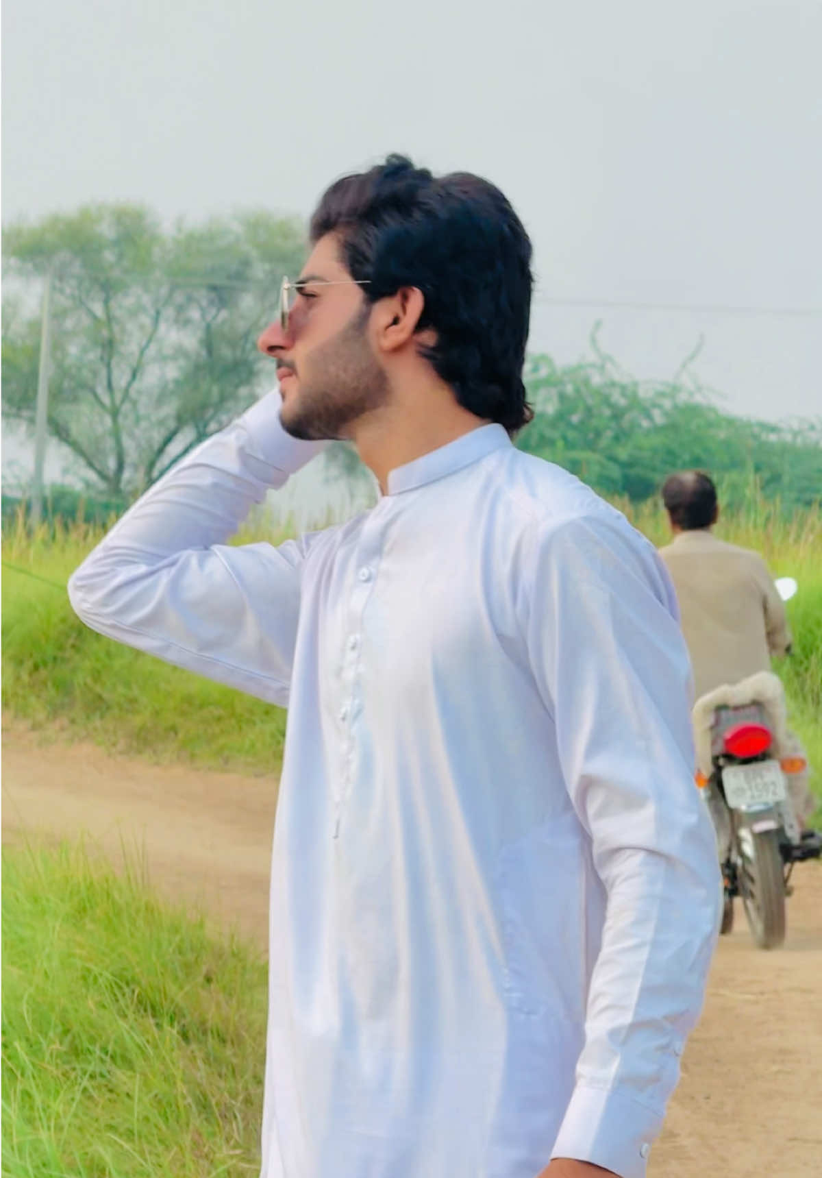 @Adeel.Mughal.جٹ🥂🖤