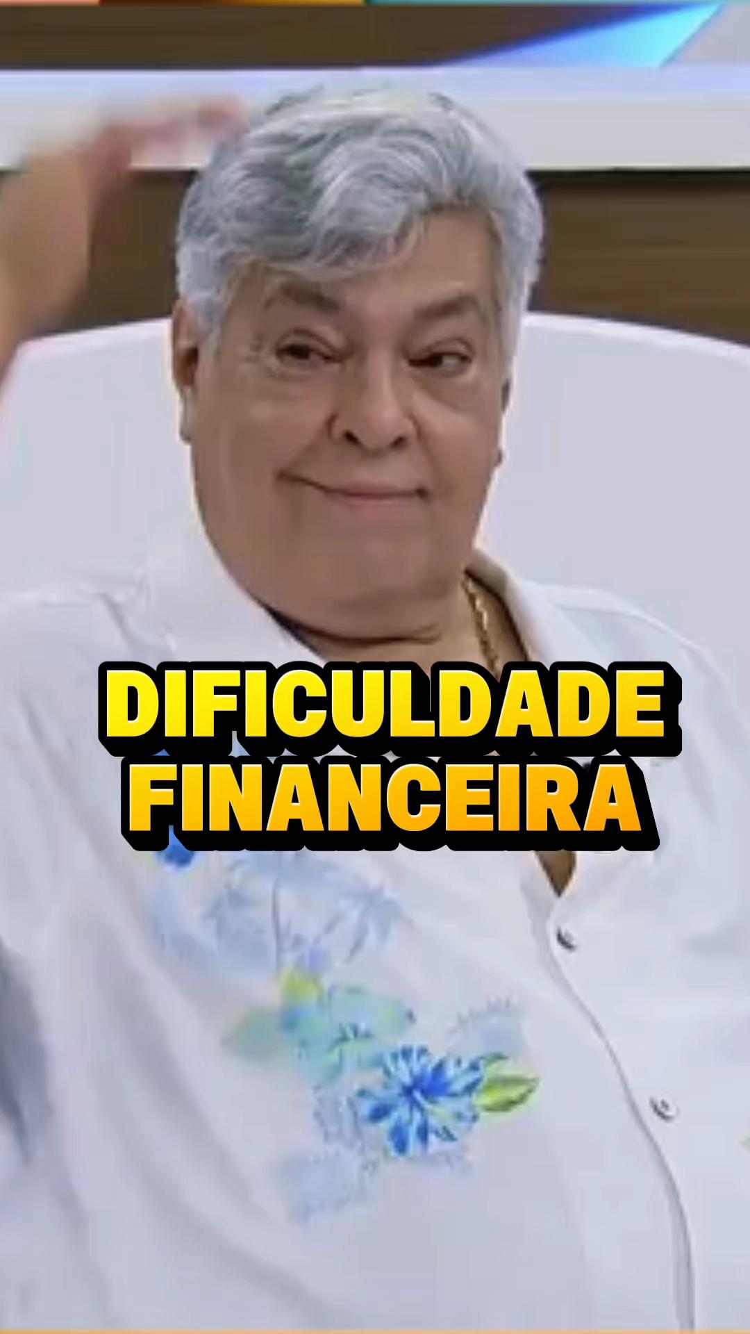 @CURIOSAMENTE FAMOSOS
