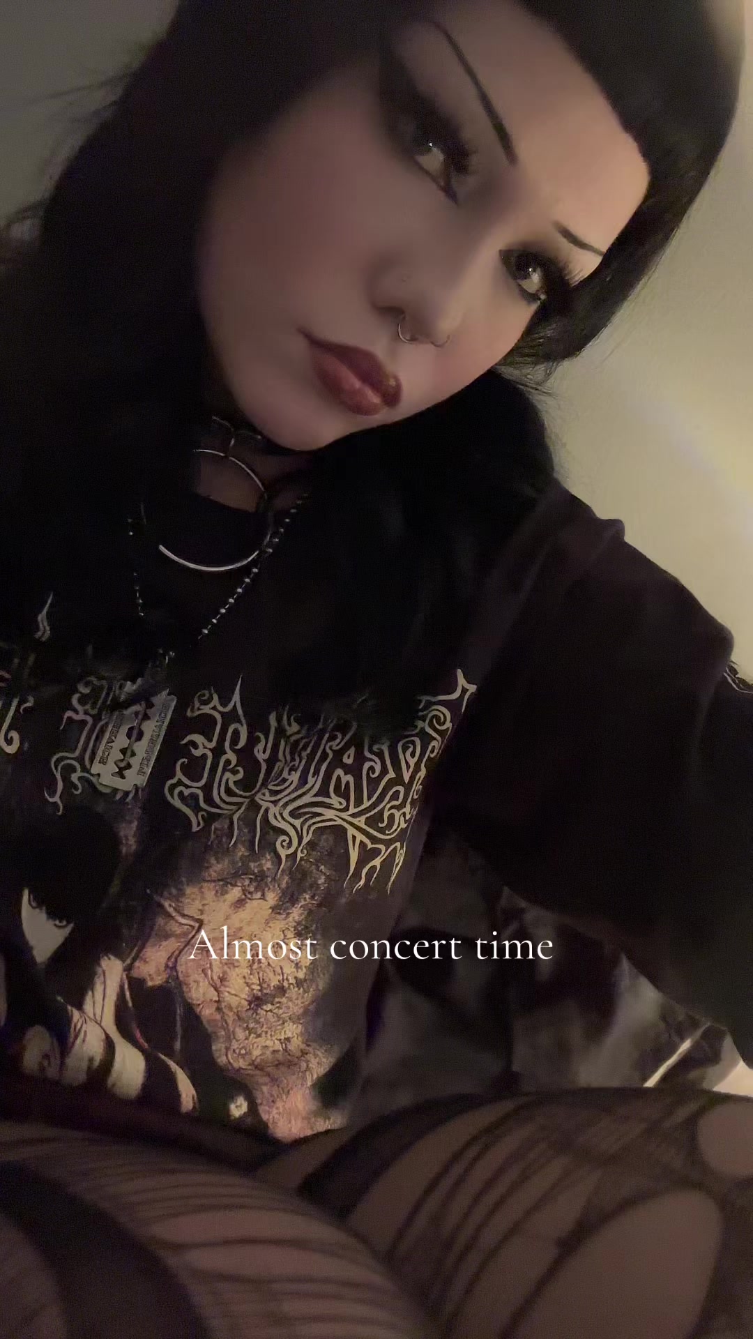 @Emily🦇🖤