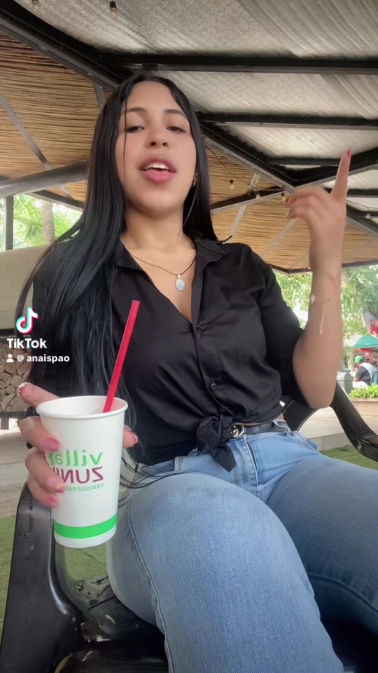 @Anais paola