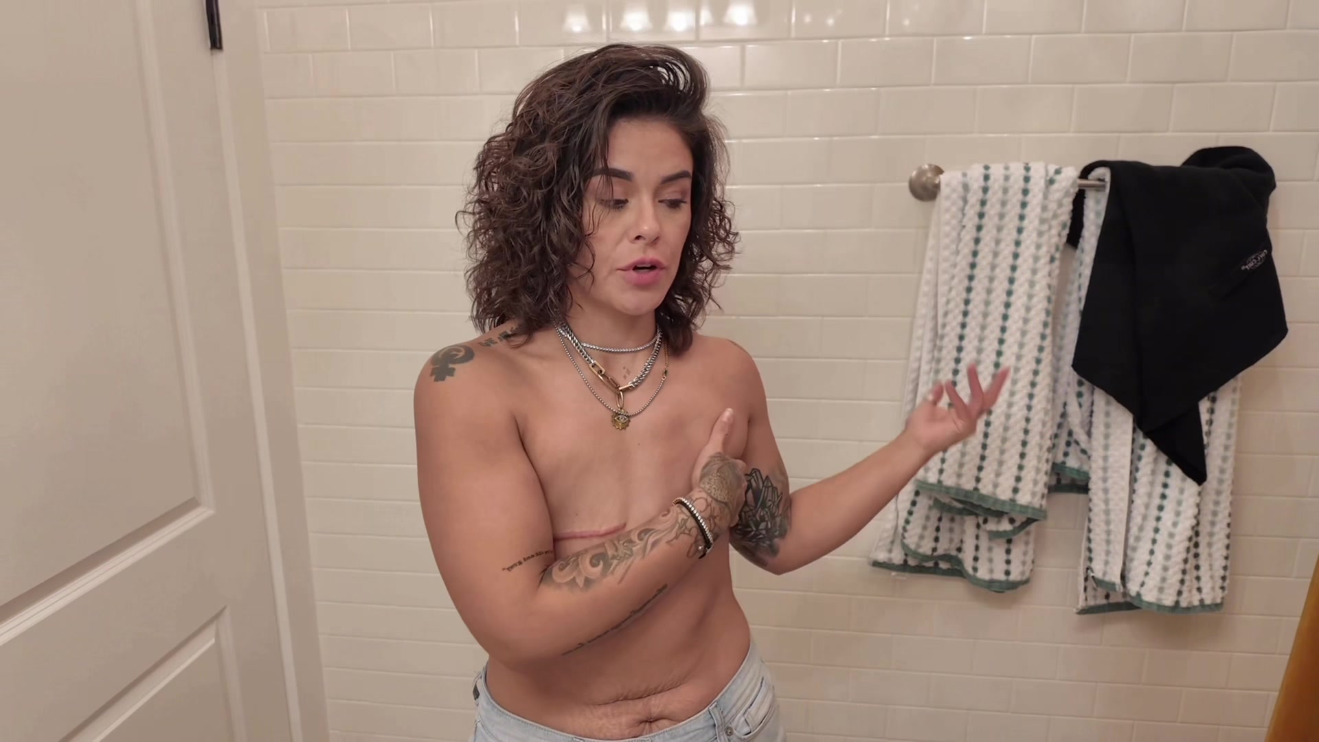 @Theebooblessbabe