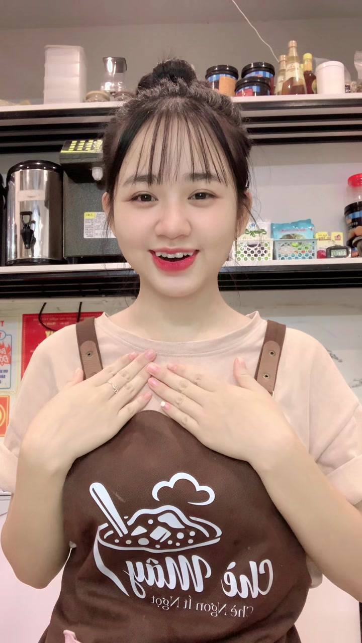 @B&ugrave;i Thu Thủy 🎐