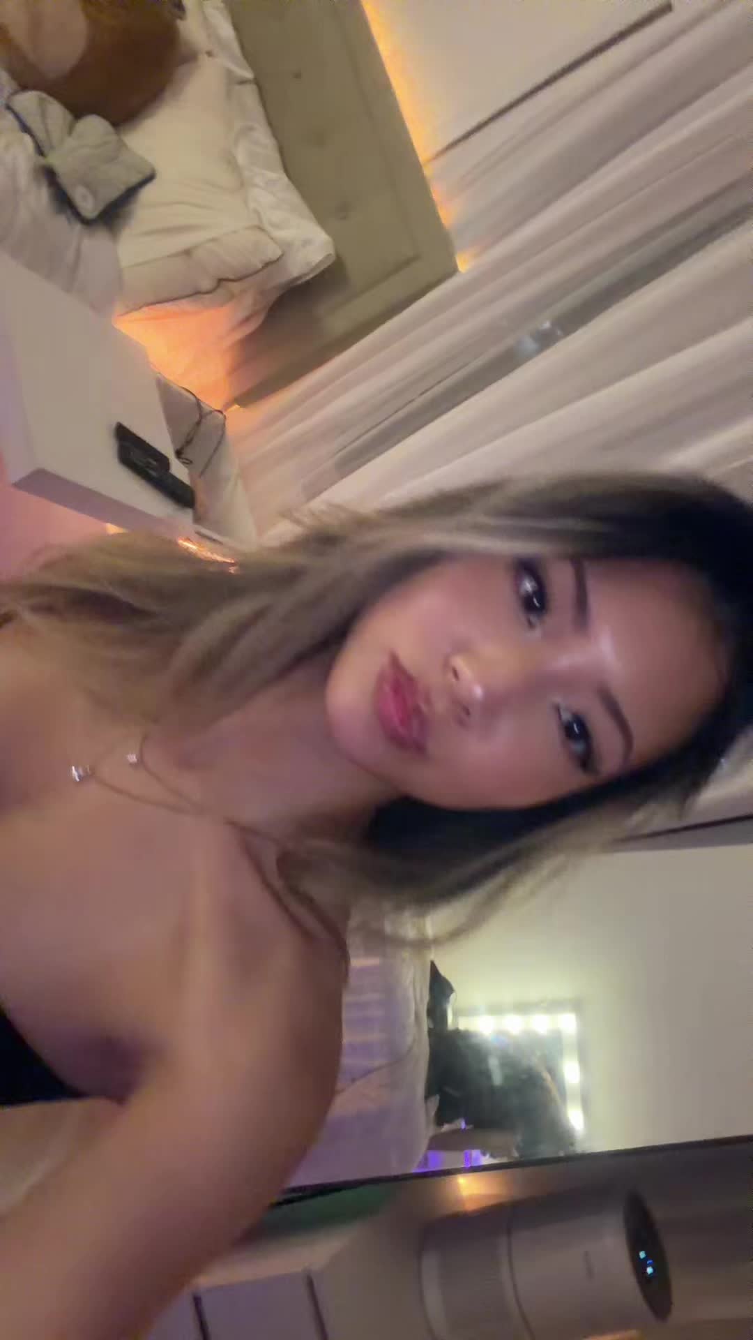 @y