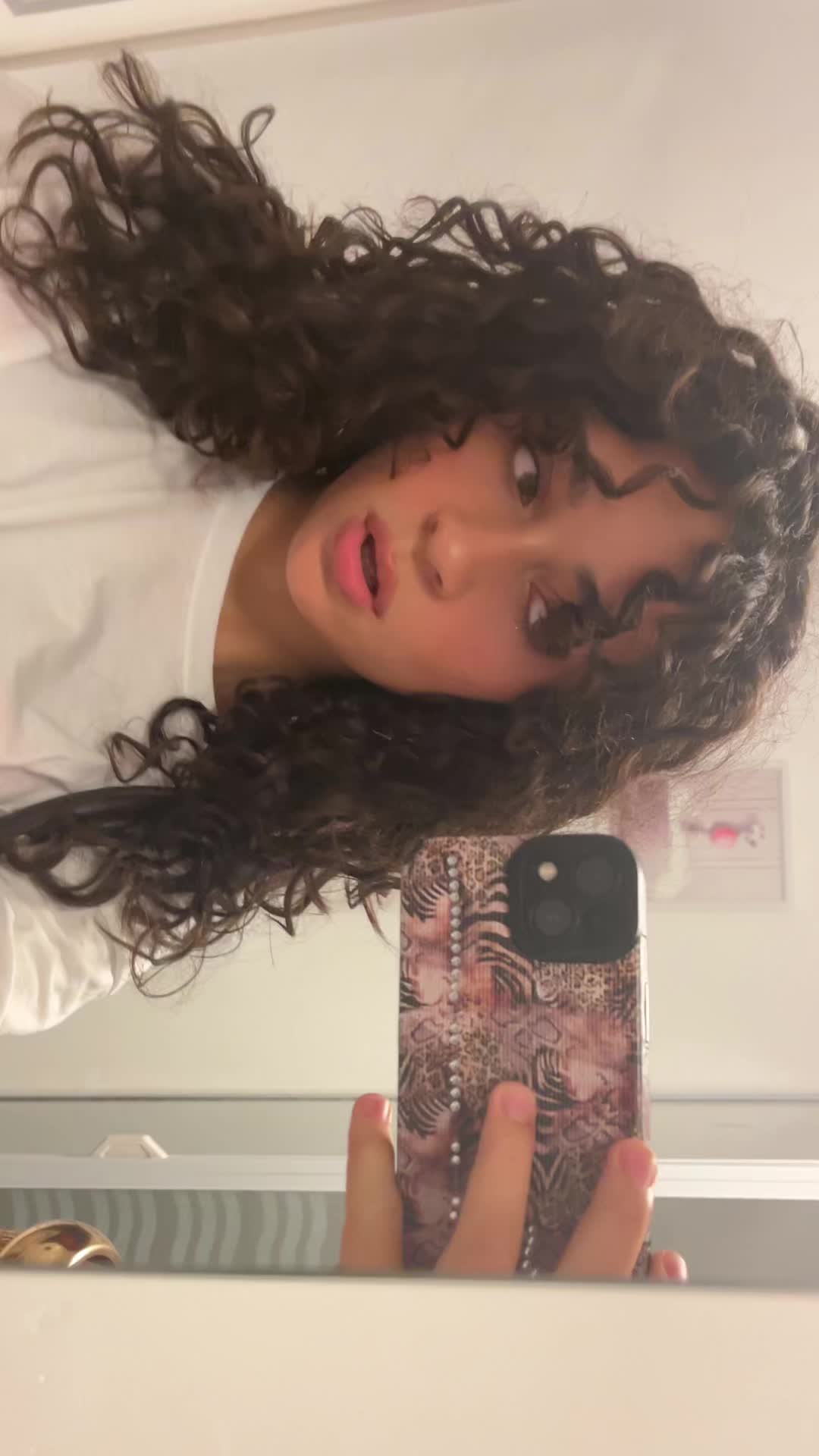 @Sadé