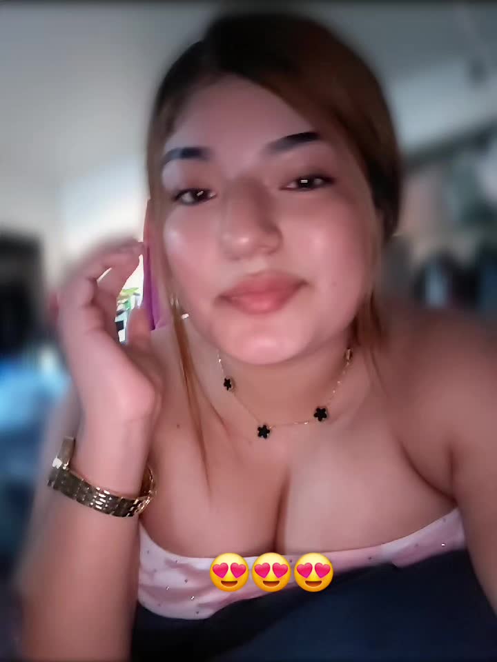 @𝒞𝒶𝓃𝒹𝓎 🍒