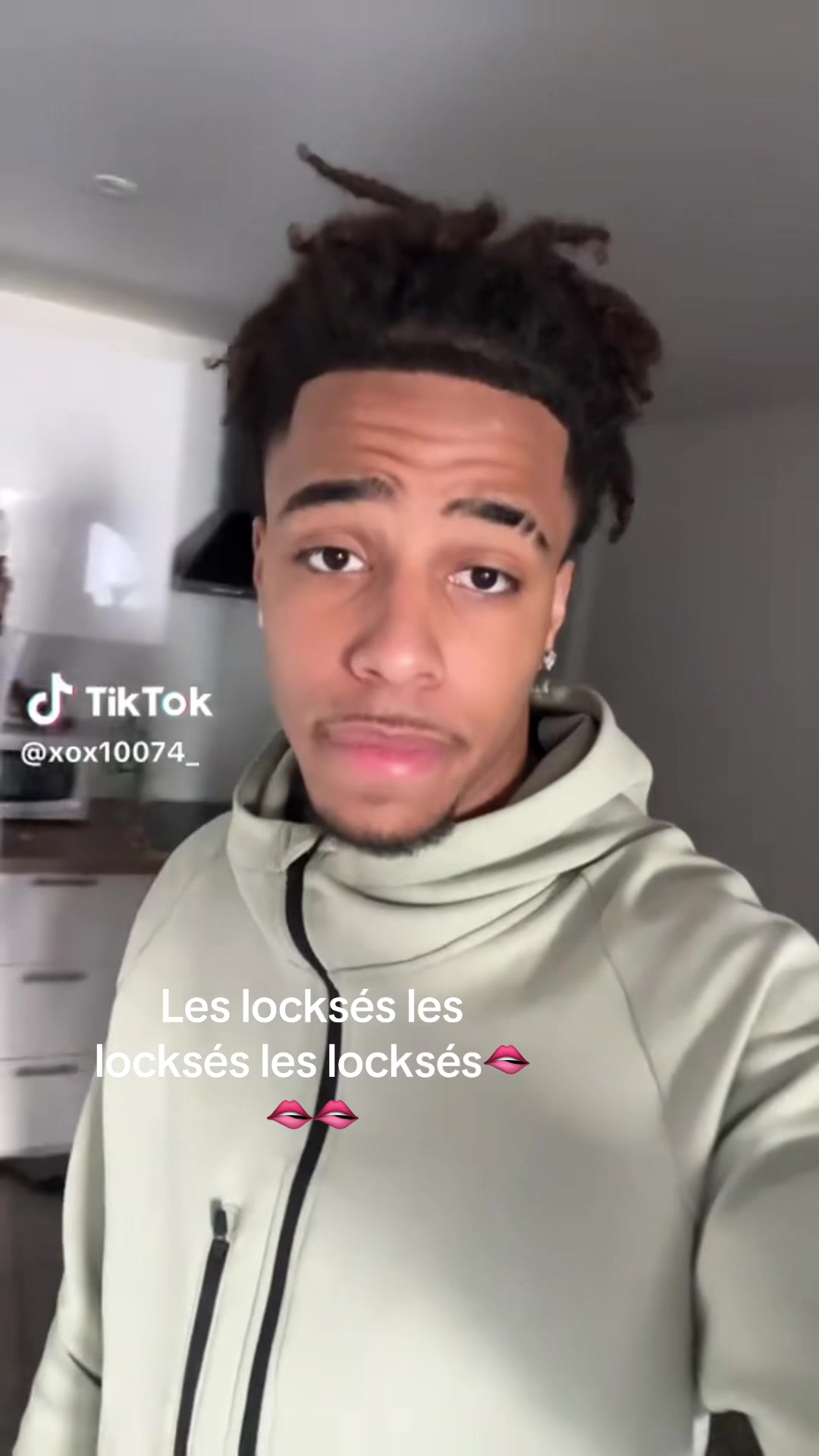 @💋