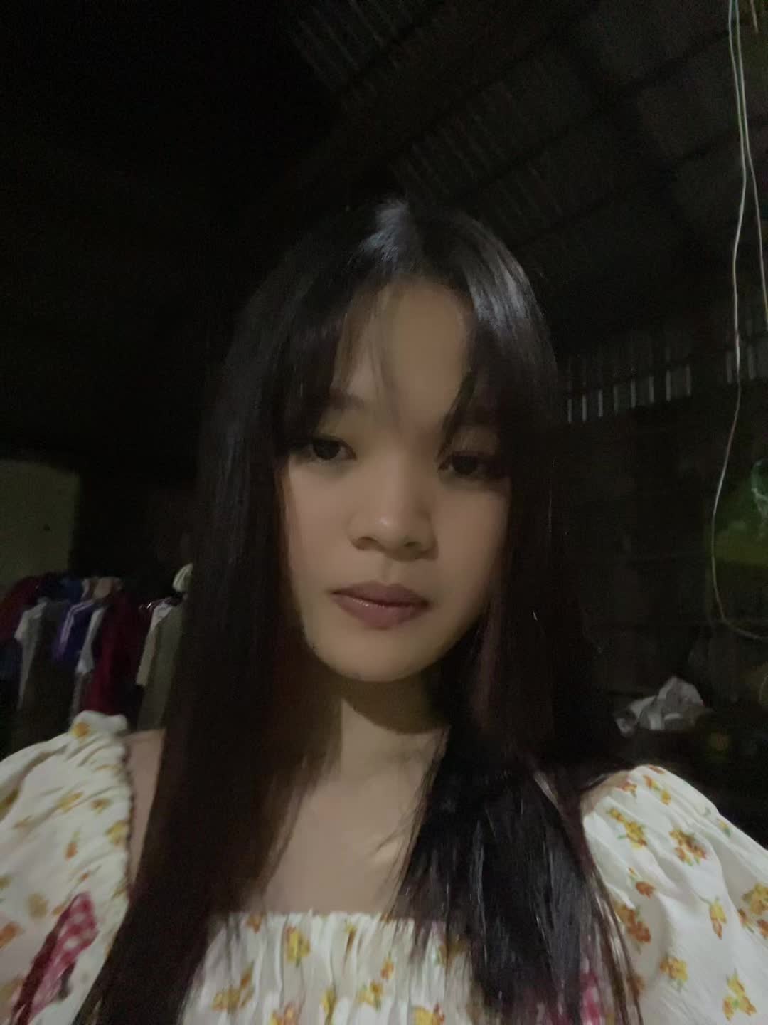 @អេងក្មេងបីសាច