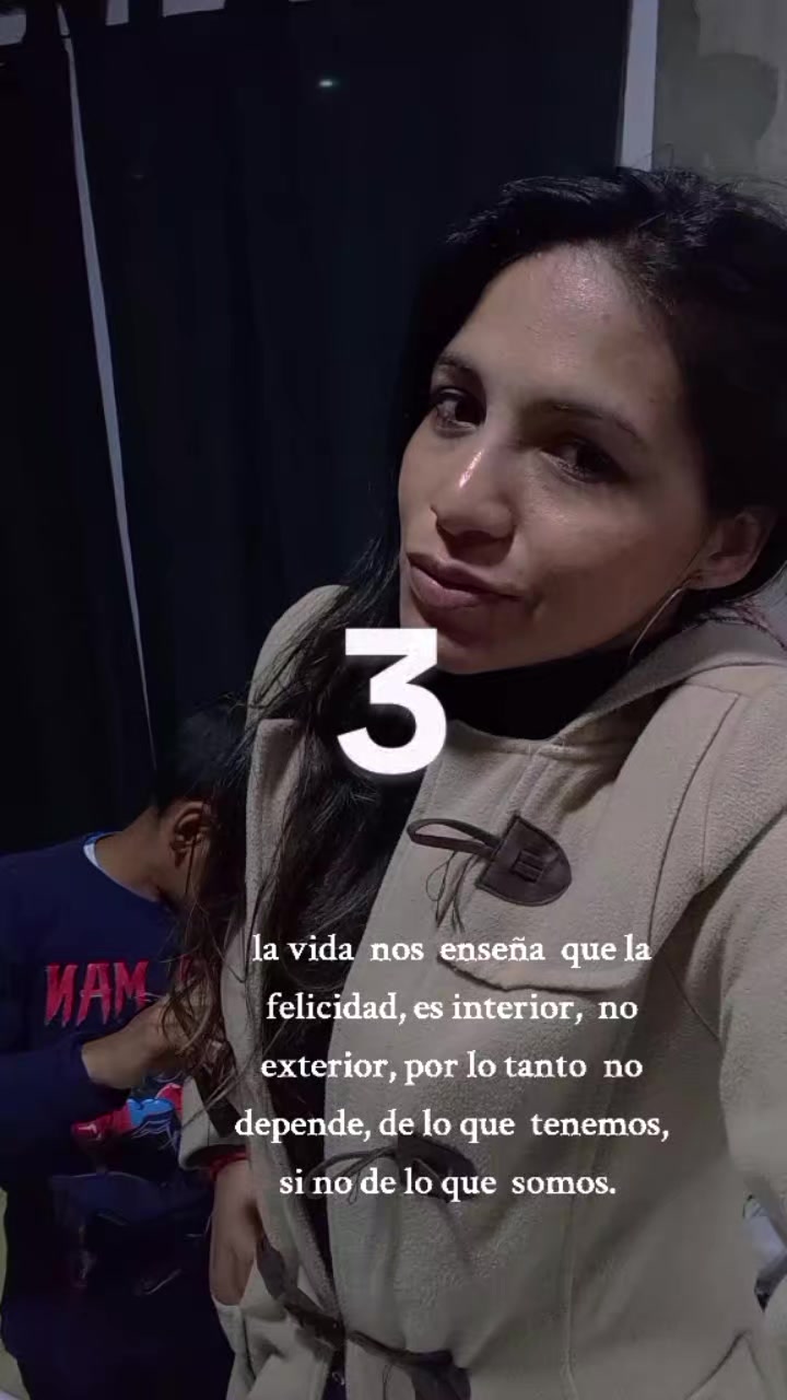 @romanelaalvez