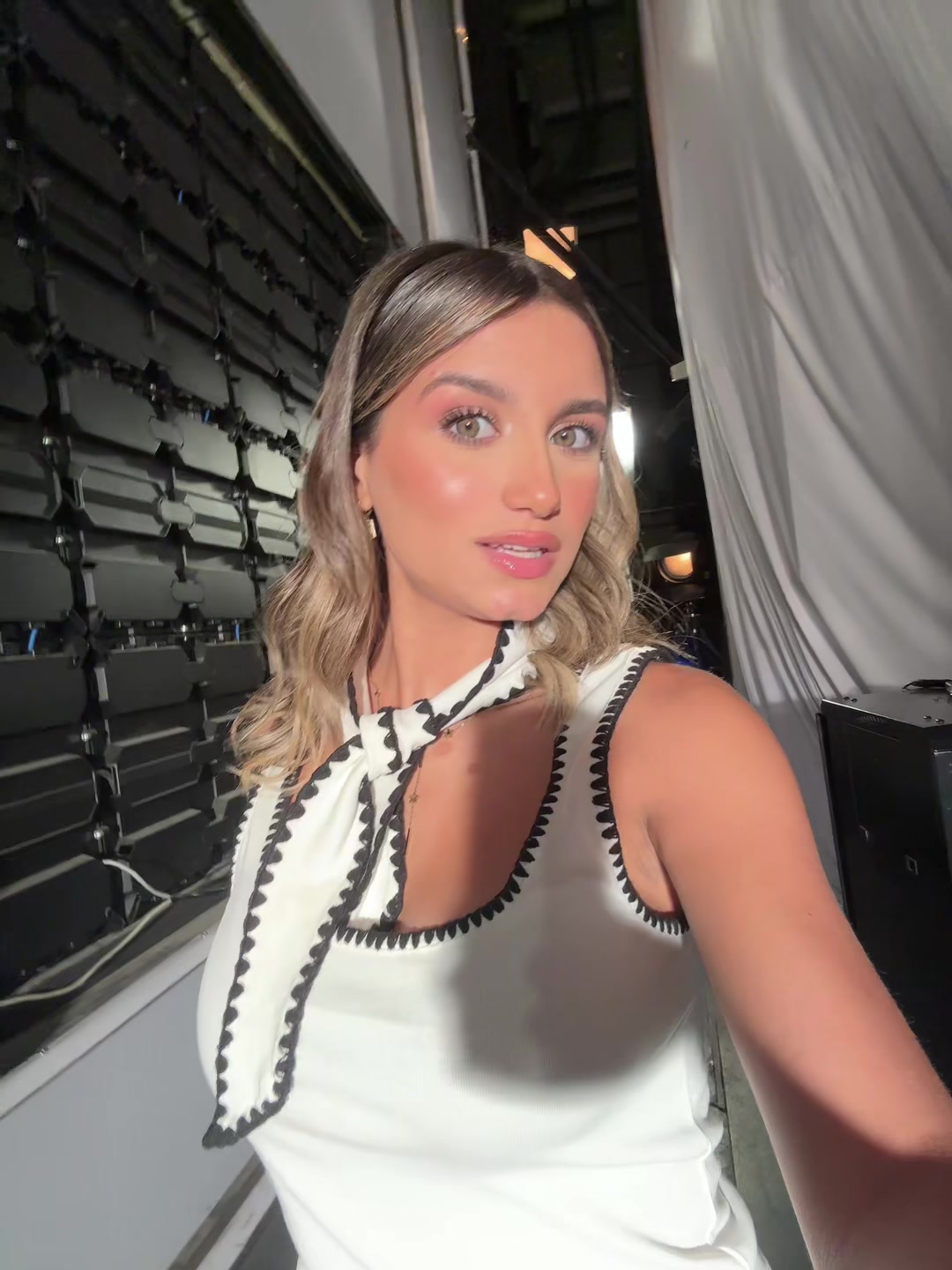 @Elena |إلينا