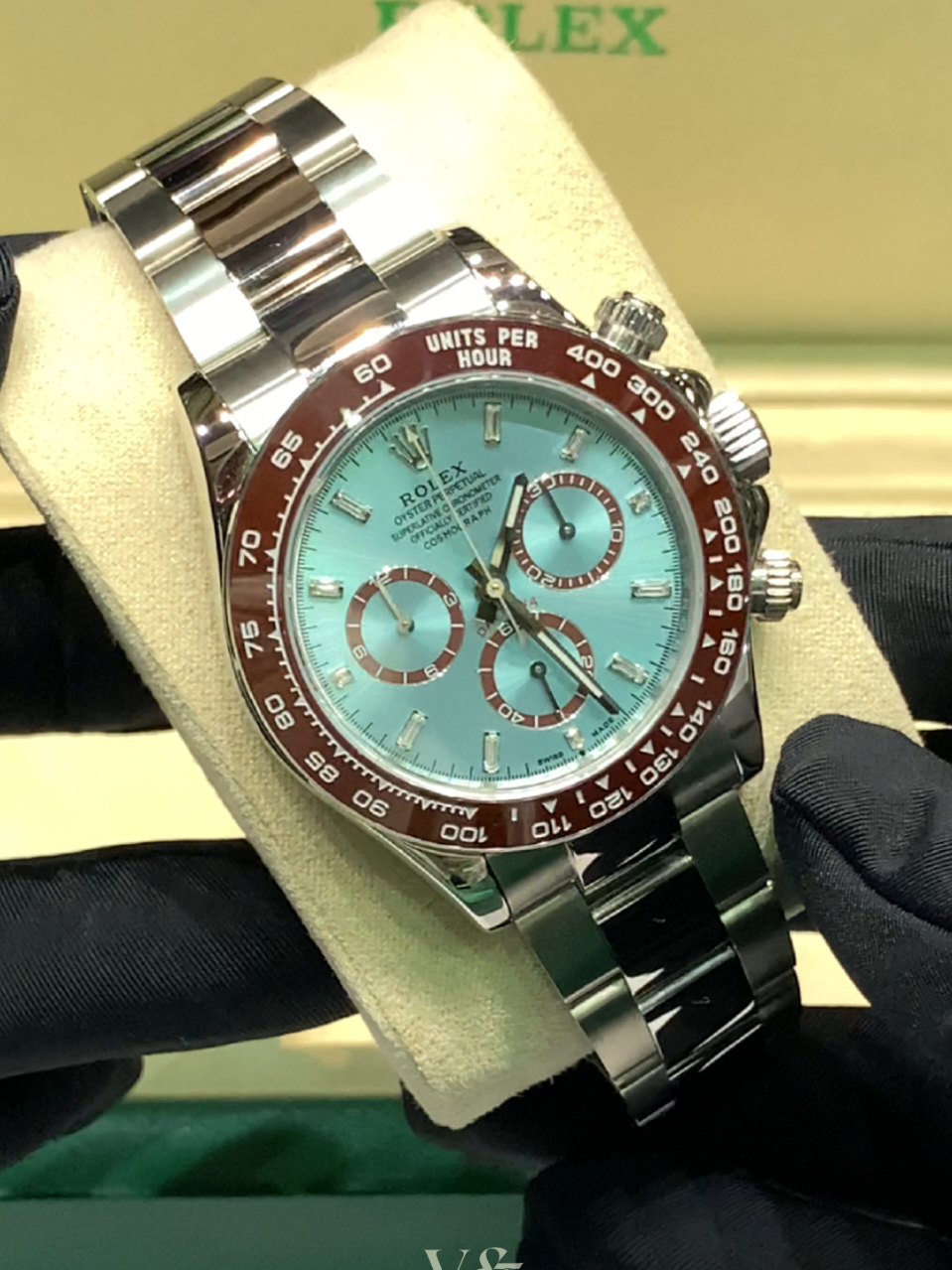 @Vrayas & Co. (Estd. 1937)