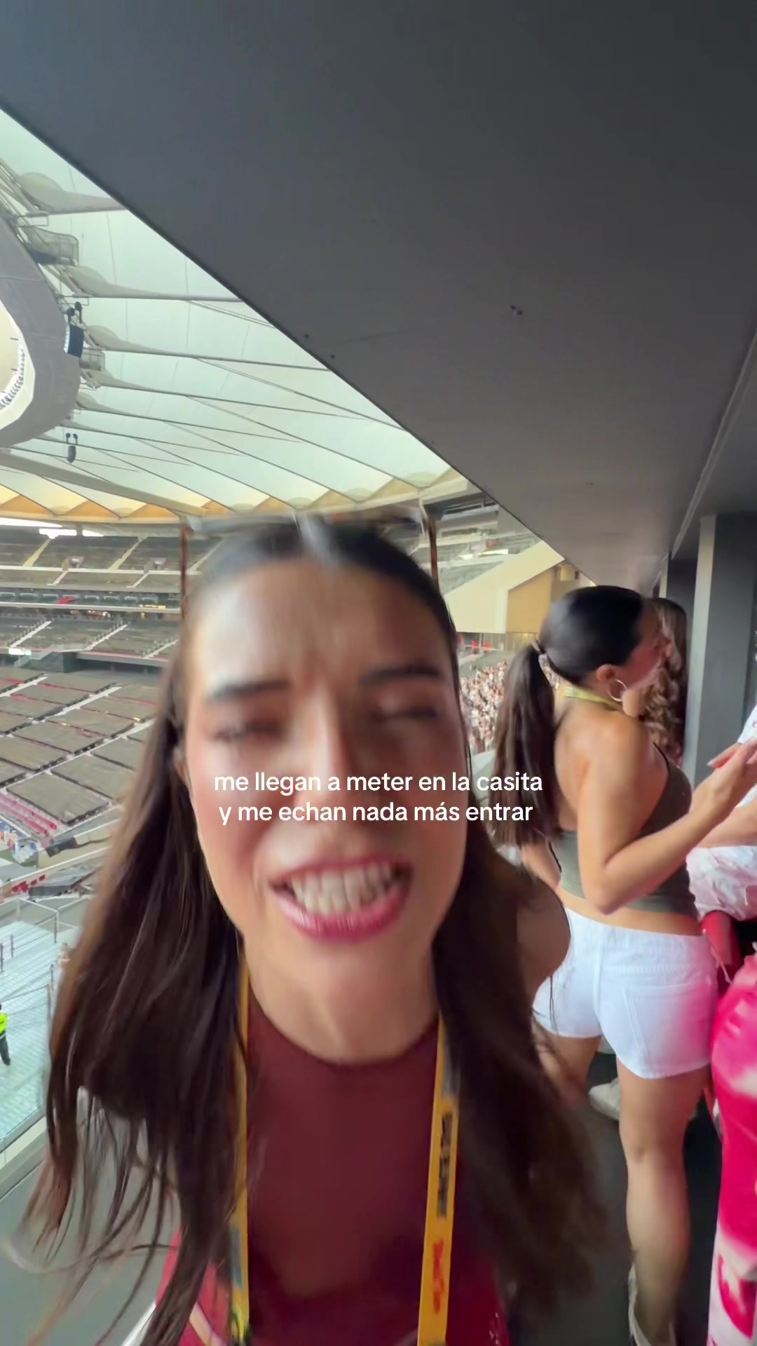 @Elena Gortari