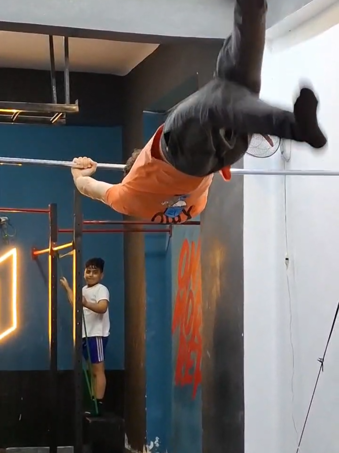 @Omar Calisthenics