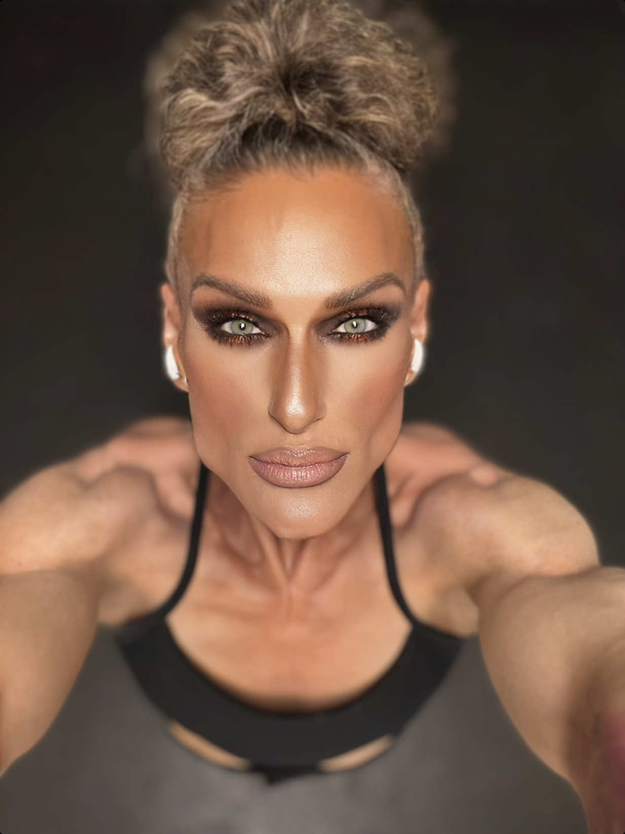 @IG:@natalieraewolfe_ifbbwppro