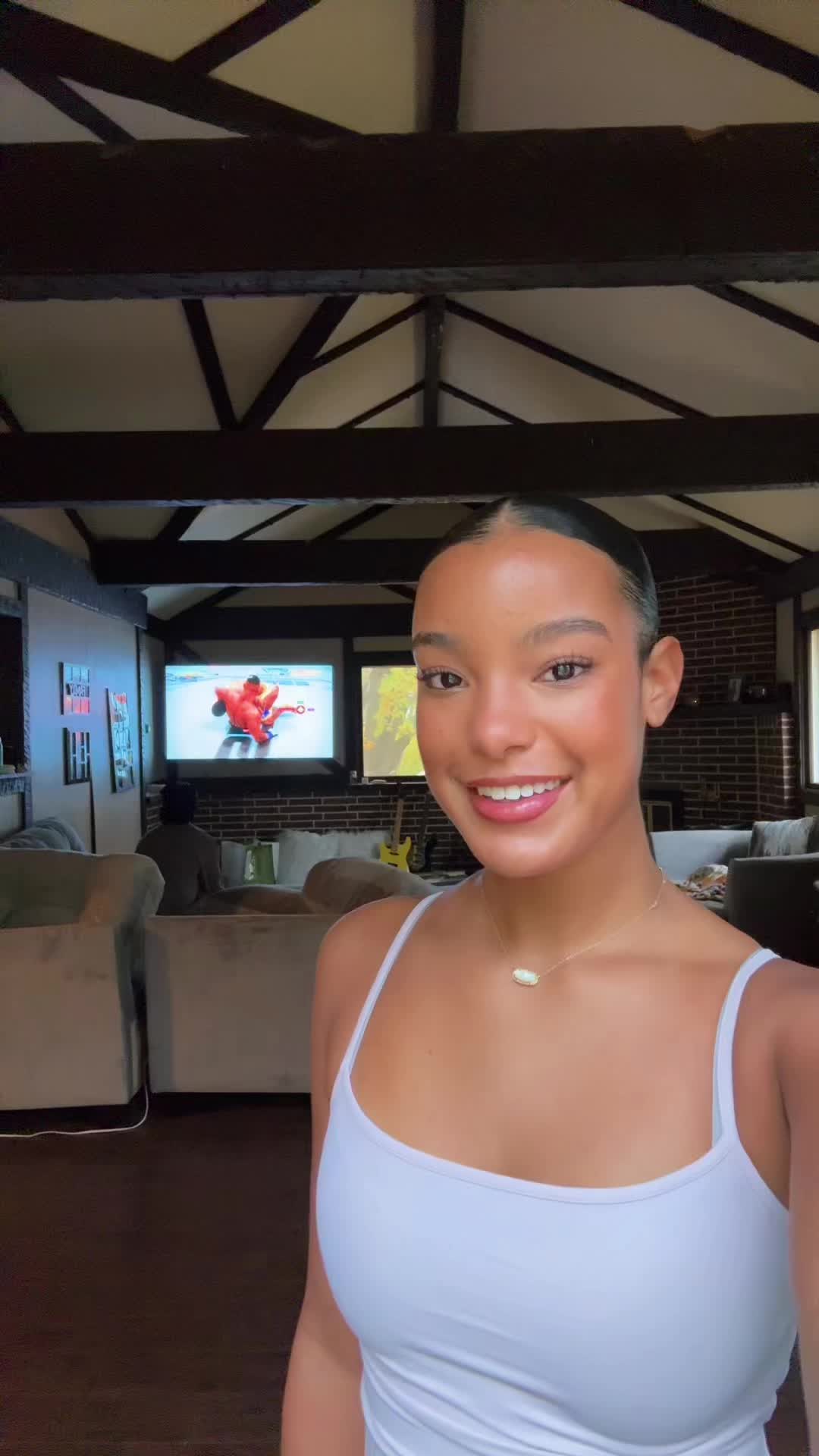 @Ava