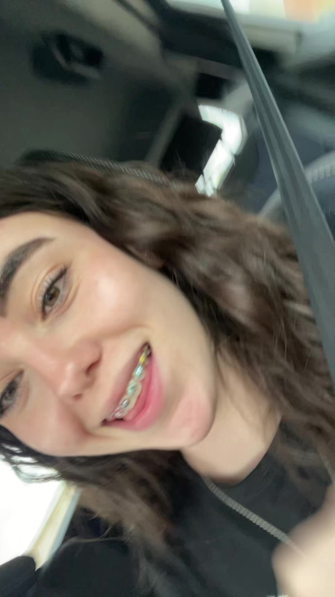 @𝘠𝘰𝘭𝘢𝘯𝘥𝘢 𝘛𝘰𝘳𝘯𝘦𝘭