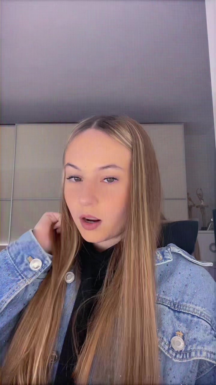 @giuliaa