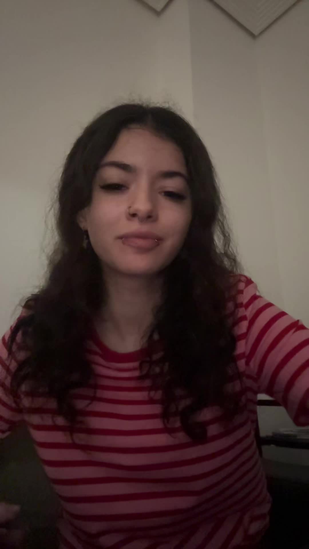 @minadamnnailz