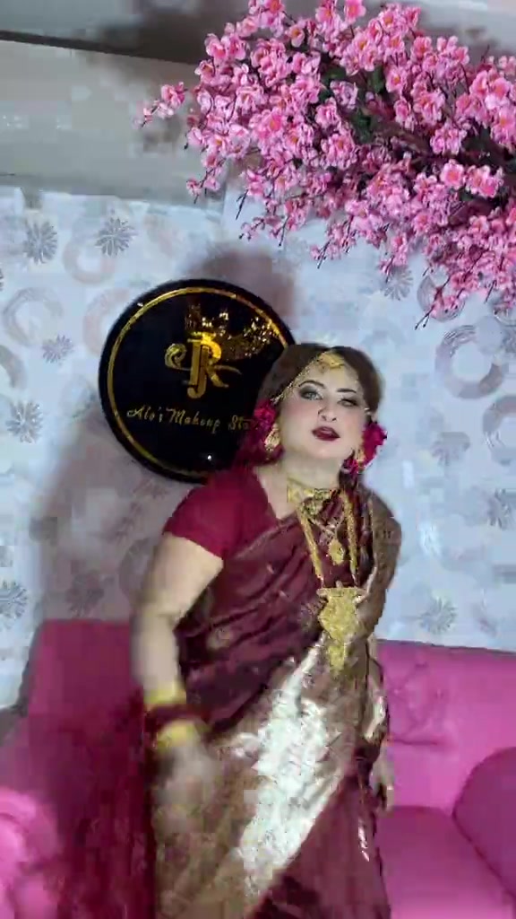 @Sharmin Shila cream apa💎