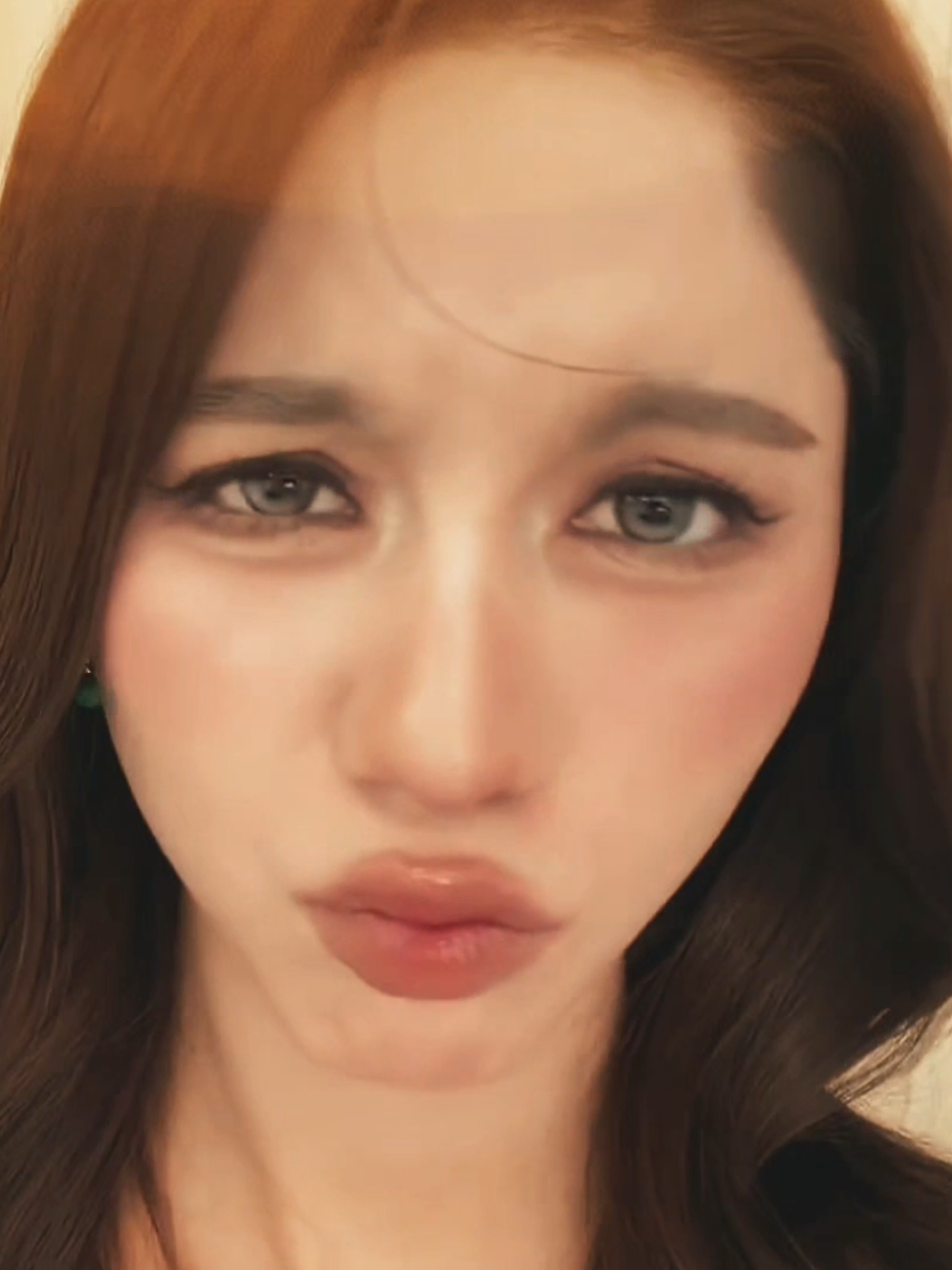 @𝐇𝐞𝐥𝐞𝐧