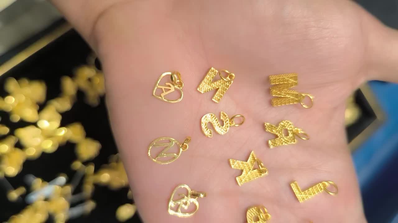 @Ana Jewellers