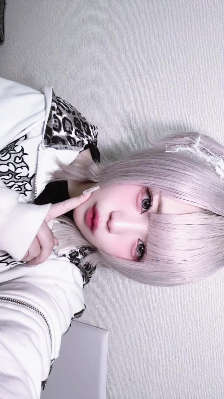 @薊みぃ