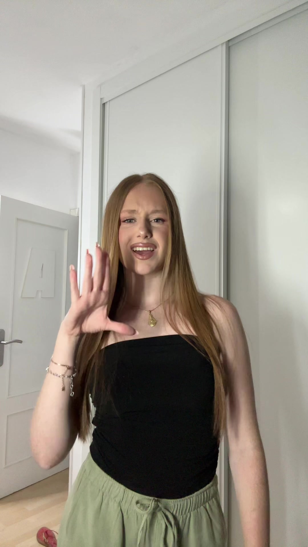 @𝐚𝐫𝐚𝐧𝐭𝐱𝐚 𝐛𝐢𝐳𝐚𝐫𝐫𝐨