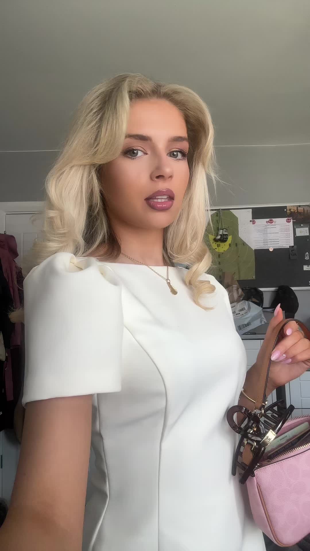 @Demi-lee
