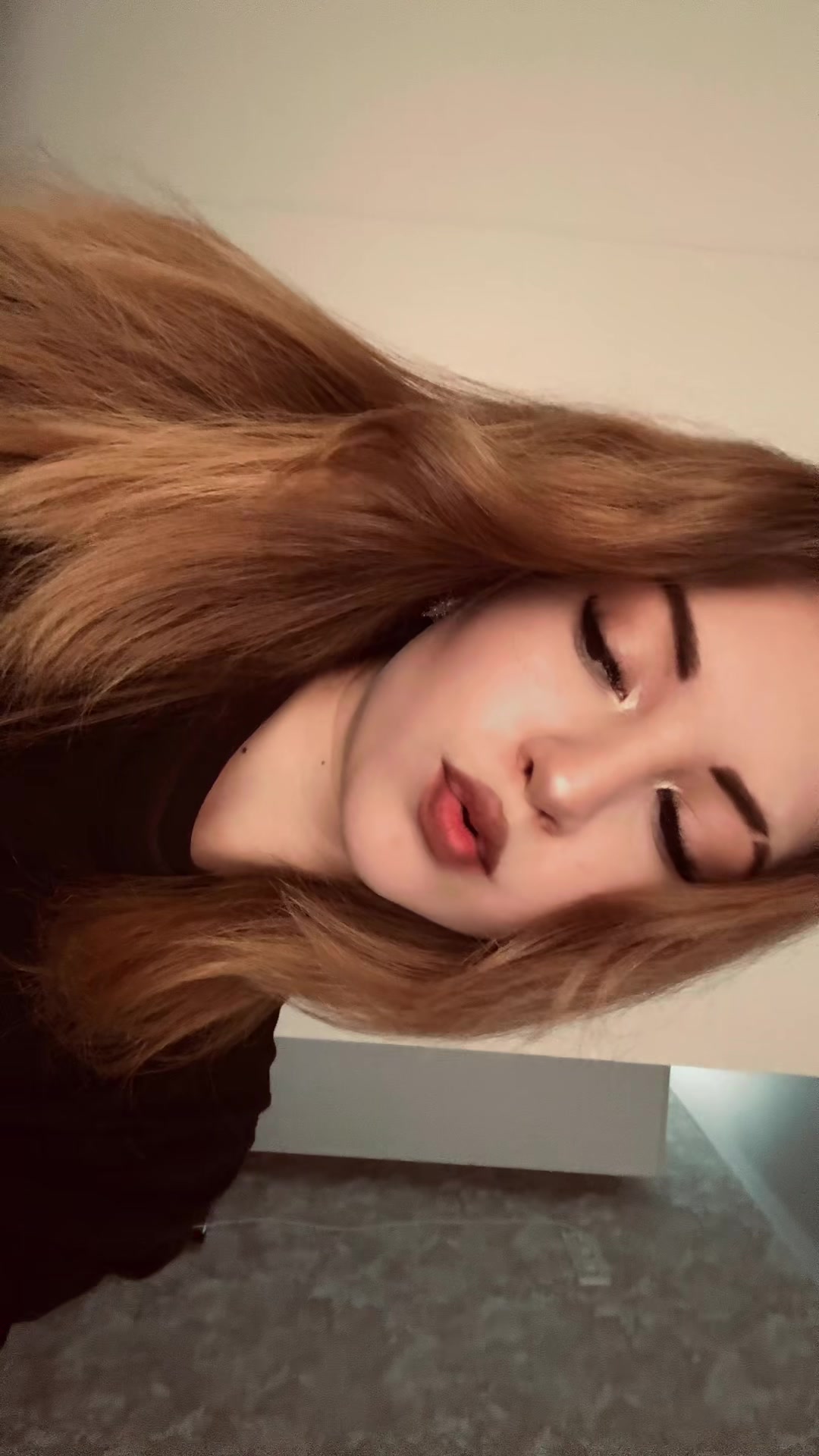 @сашенька🦋