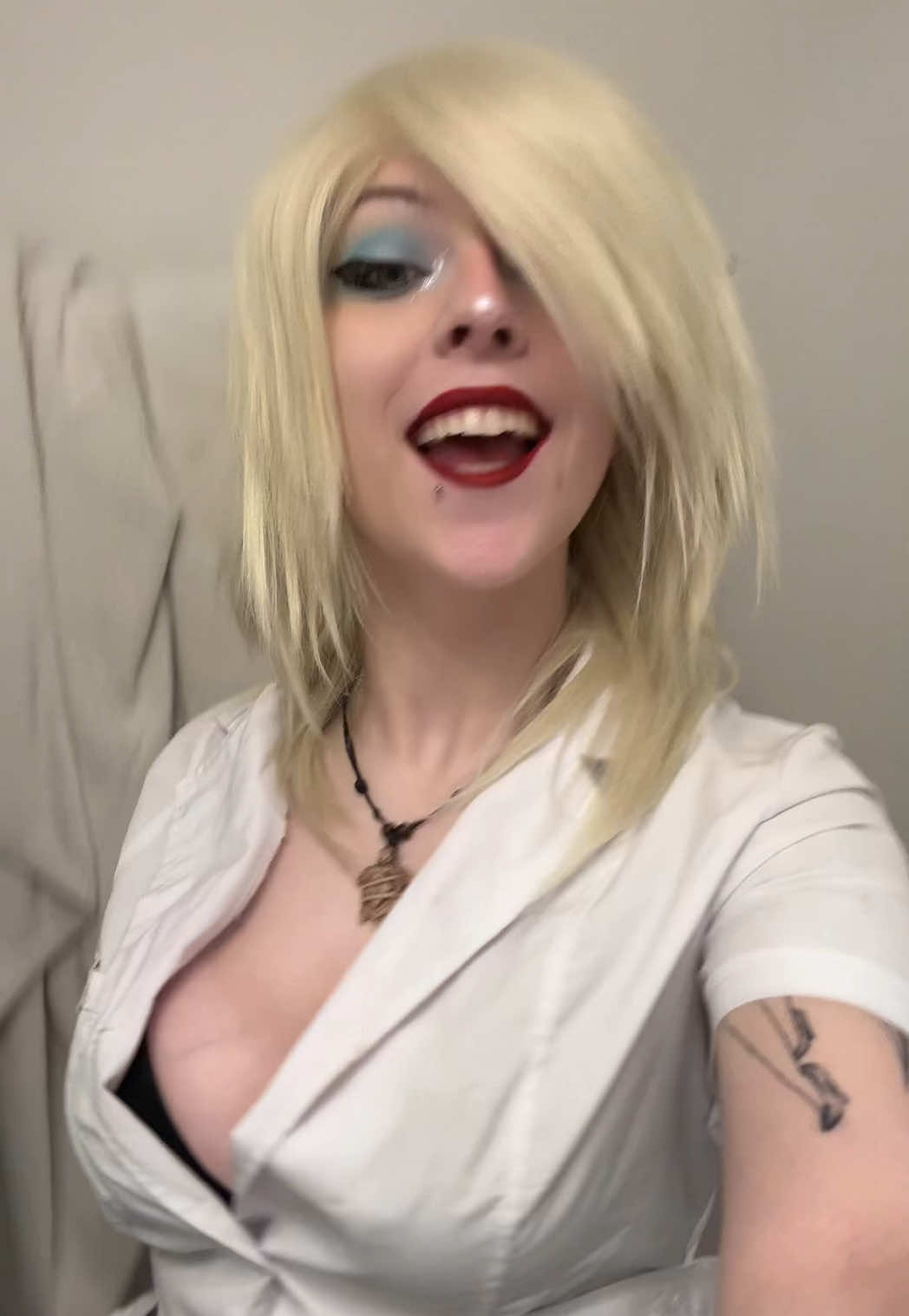 @z0mbi31uvr