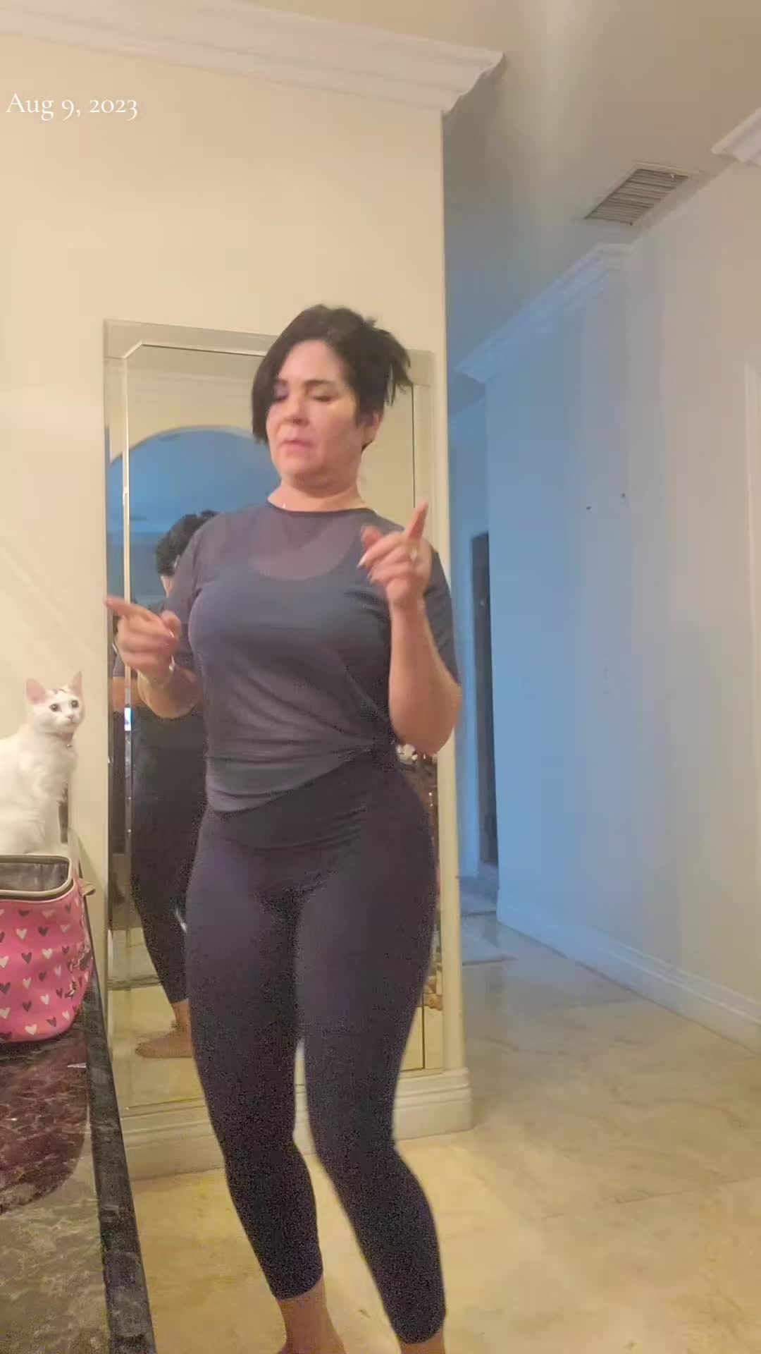 @adg