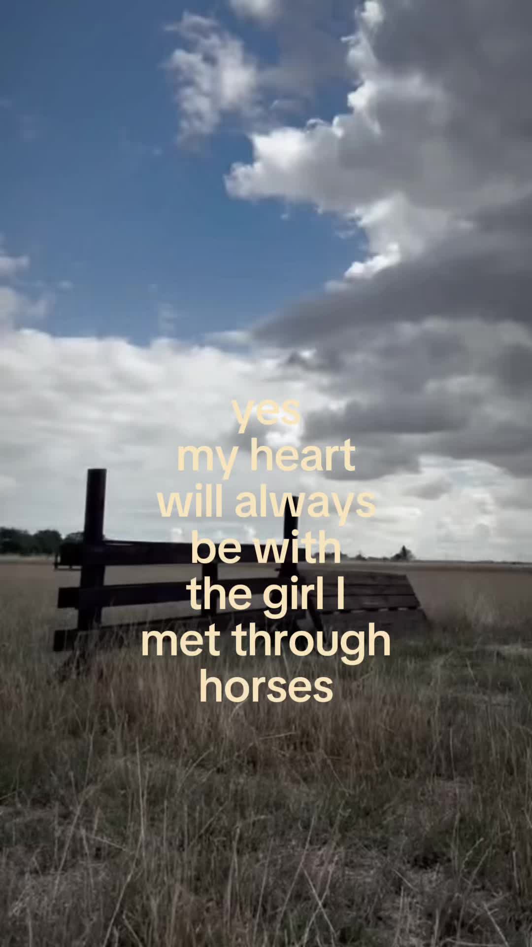 @Leah♡ ྀིྀི