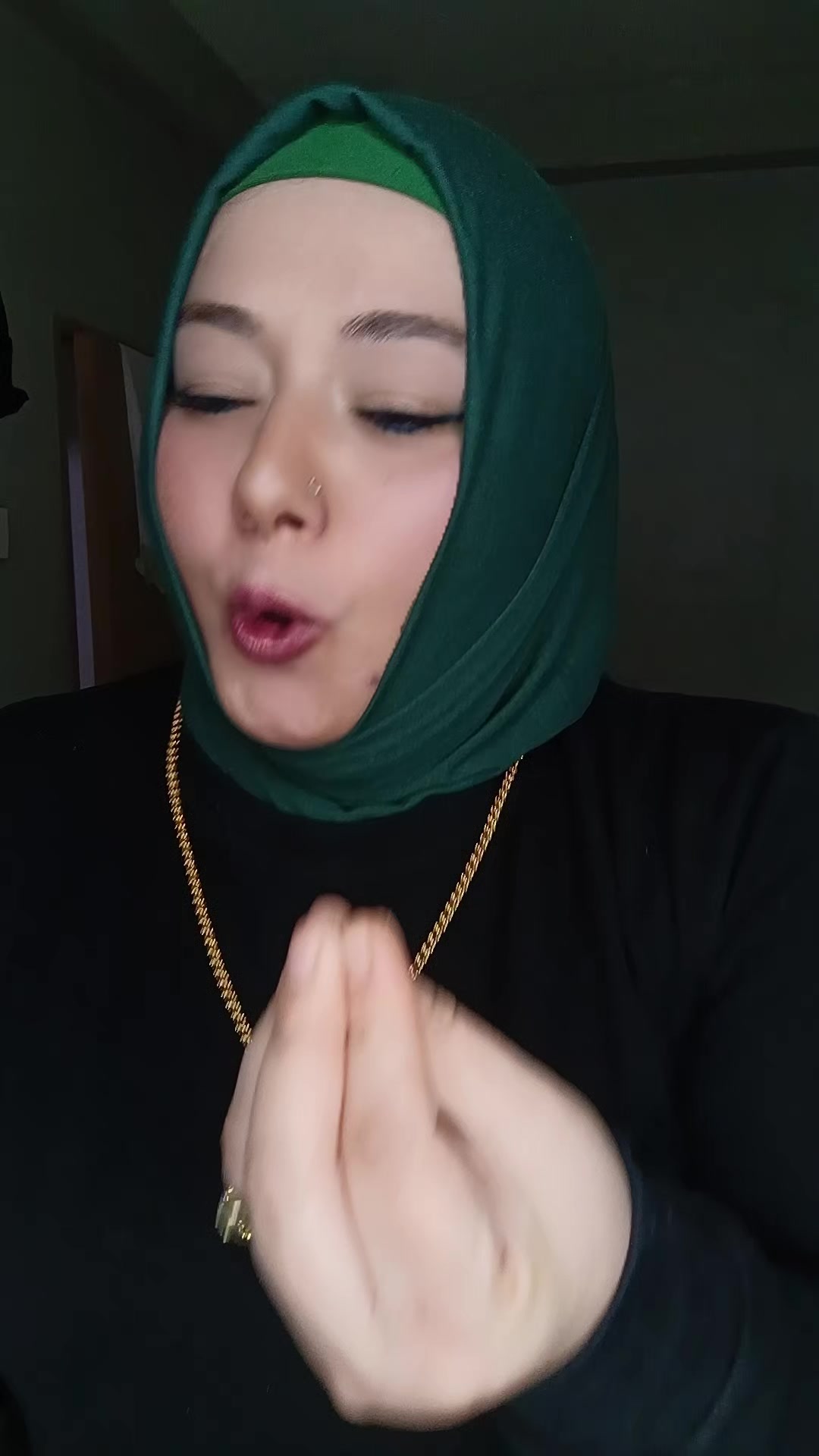 @z&uuml;beyde&ouml;zcan