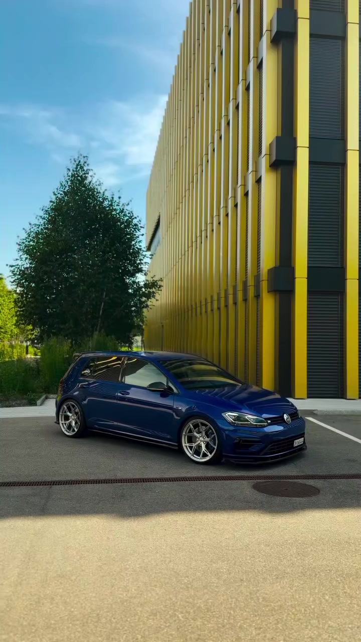@revvedcars