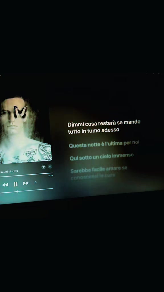 @Testi e Lyrics Canzoni