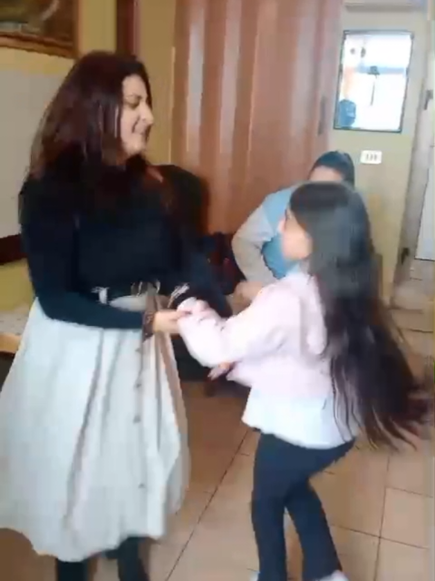 @Laura Nicula
