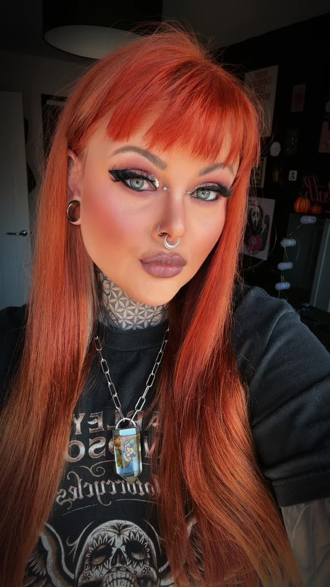 @𝔏𝔞𝔲𝔯𝔞 🥀