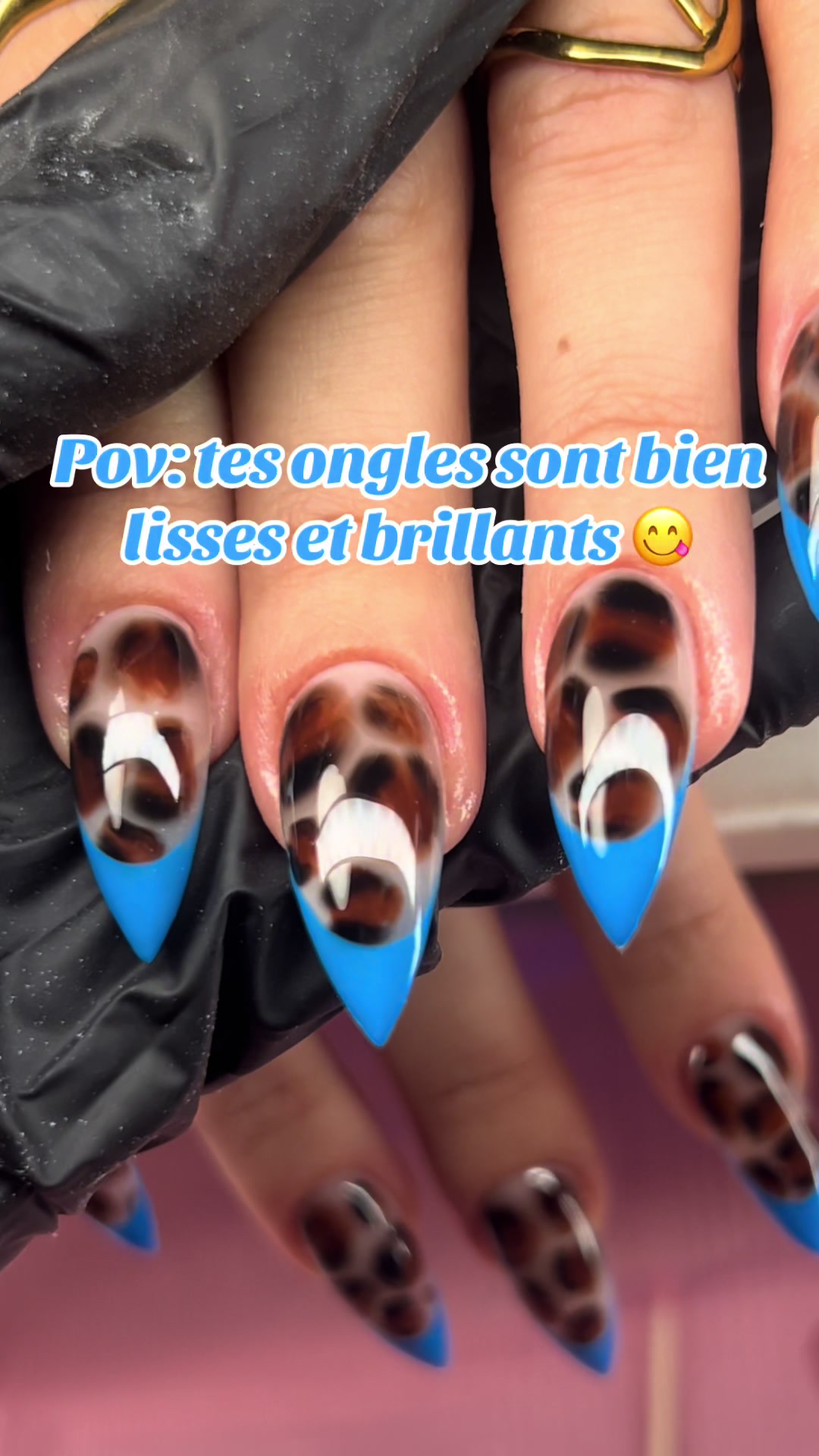 @Nininails