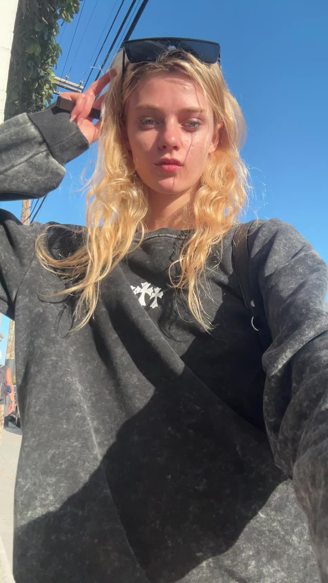 @bailey ☮︎